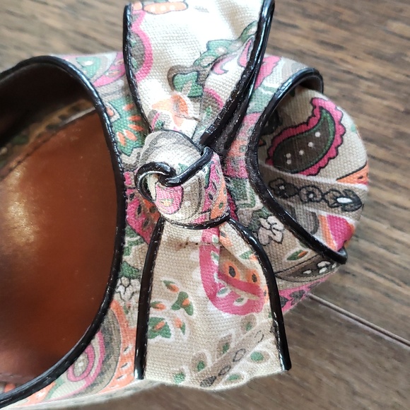 Womens Unlisted Paisley Fabric Open Toe Heels, Size 9 - Picture 3 of 6